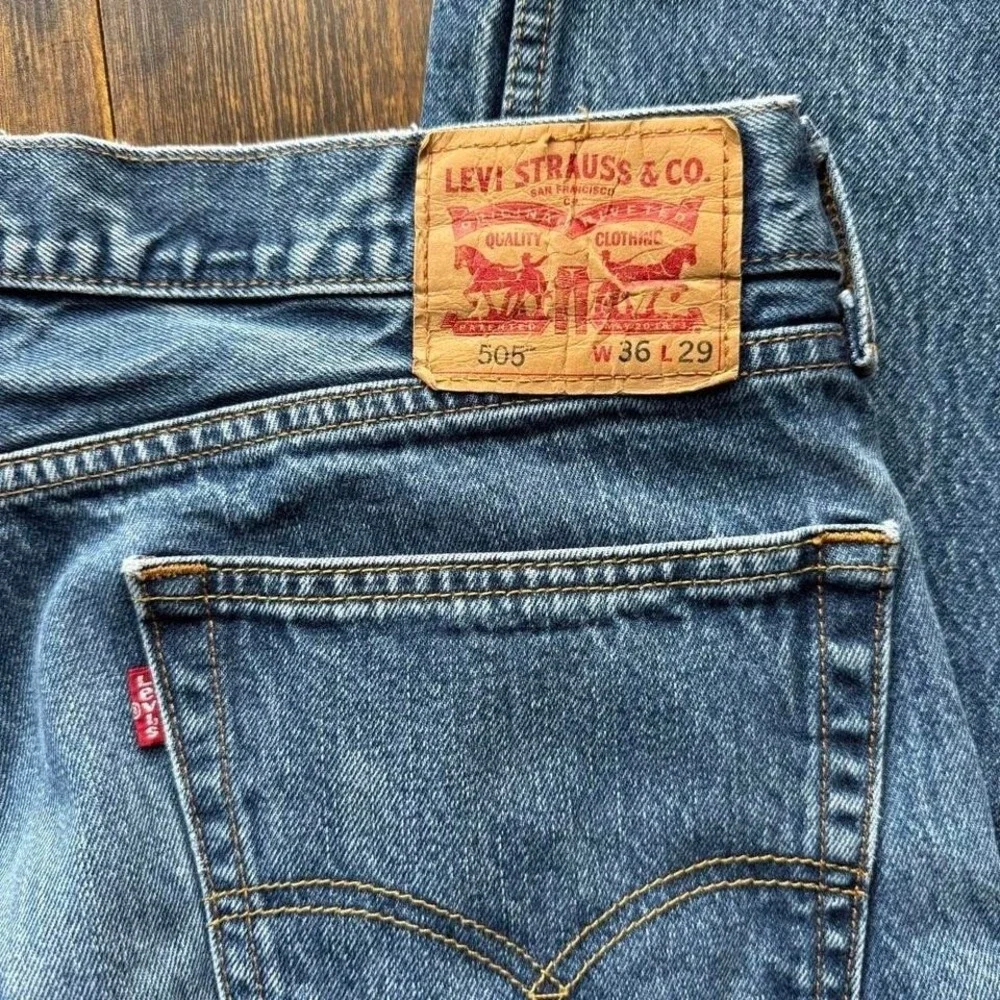 Levi's 505 Men's Jeans W36 L29 Straight Leg Medium Wash